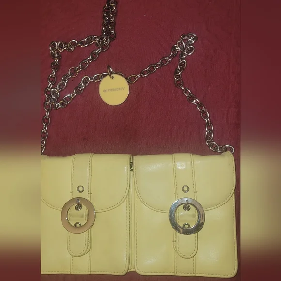Givenchy yellow leather wallet or cross body on original chain - Picture 7 of 12
